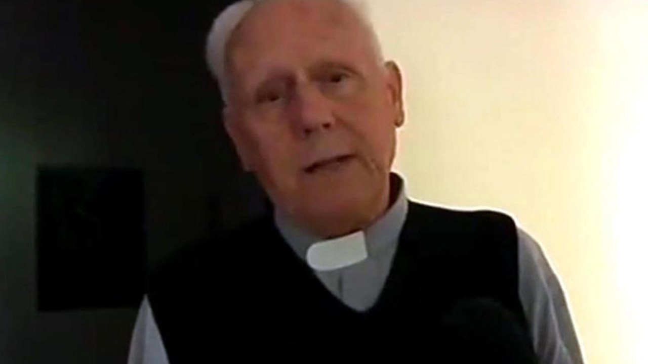 Padre Gino Flaim disse durante entrevista que entende a pedofilia
