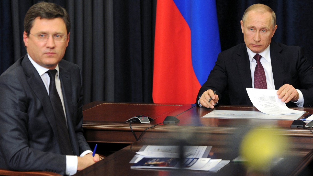 Putin lança linha de energia entre a Rússia e a Crimeia