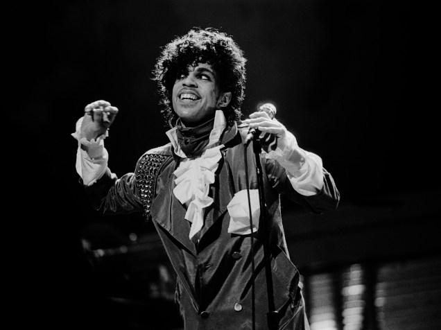 Prince durante apresentação em Chicago em dezembro de 1982
