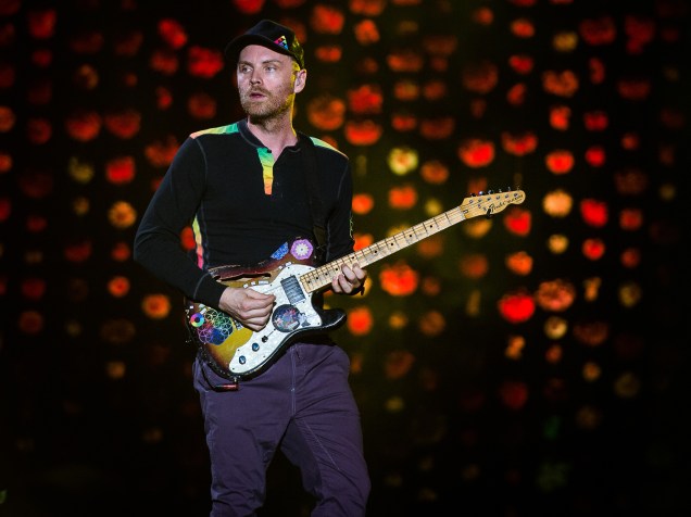 Jonny Buckland, guitarrista da banda britânica Coldplay durante show no Allianz Parque em São Paulo - 07/04/2016