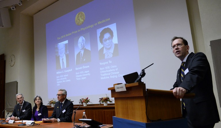 O irlandês William C. Campbell, o japonês Satoshi Omura e a chinesa Youyou Tu venceram o Nobel de Medicina