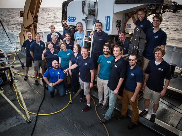 <p>Equipe reunida do Okeanos Explorer</p>