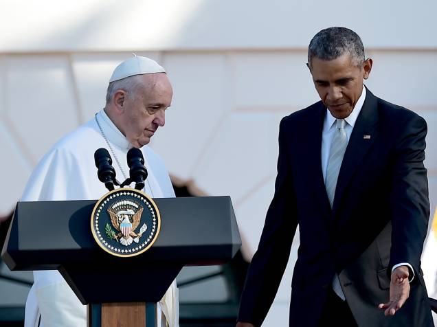 Papa Francisco é recebido pelo presidente dos EUA, Barack Obama, na Casa Branca nesta quarta-feira (23)