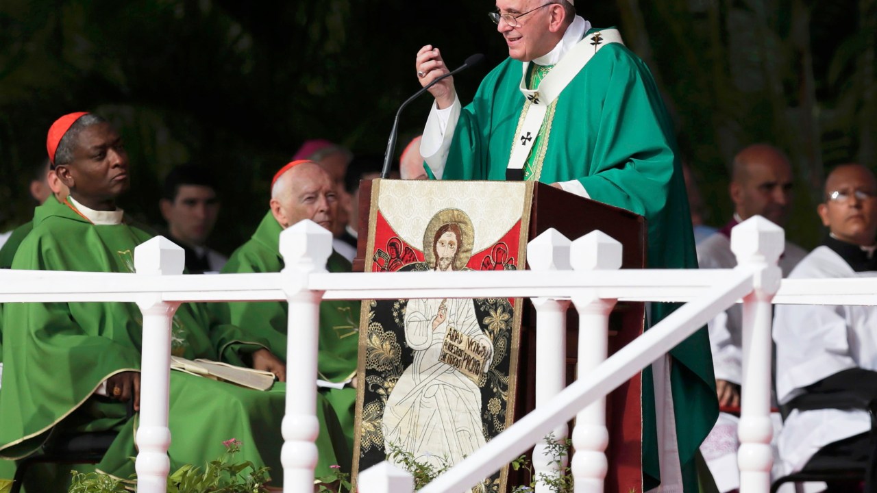 Papa Francisco realiza primeira missa na Praça da Revolução de Havana durante sua visita à Cuba