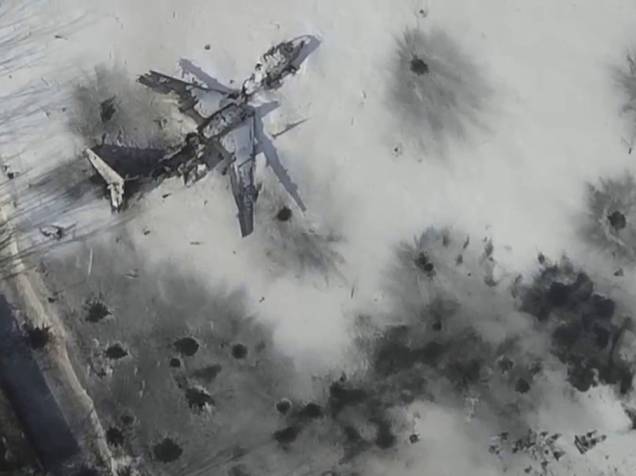 Imagem aérea tirada por drone no dia 15/01/2015 mostra edifício do Aeroporto Internacional Sergey Prokofiev danificado por bombardeios durante combate entre separatistas pró-Russia e as forças do governo ucraniano, em Donetsk, leste da Ucrânia