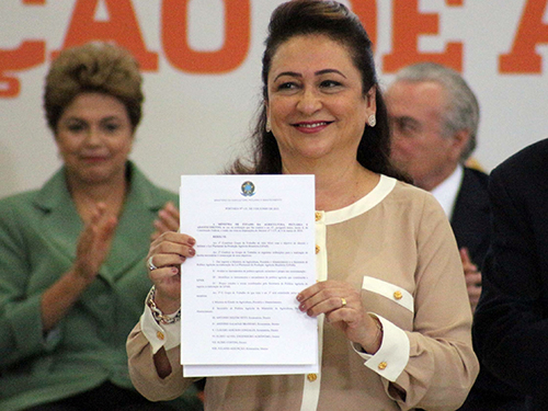 A Ministra da Agricultura, Pecuária e Abastecimento, Kátia Abreu, participa da Cerimônia de Lançamento do Plano Agrícola e Pecuário 2015/16
