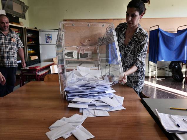Contagem de votos em Atenas, na Grécia