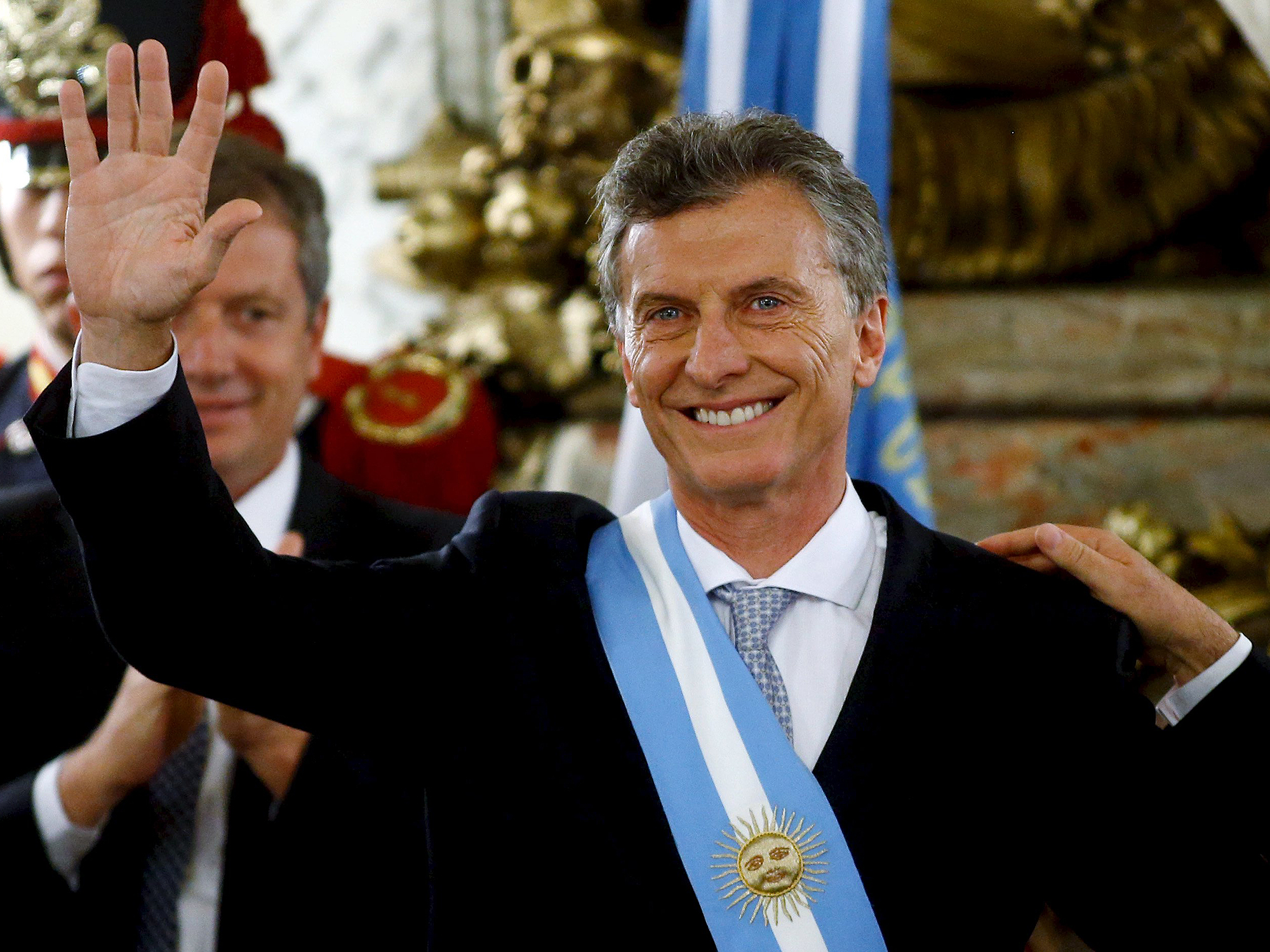 Mauricio Macri toma posse como novo presidente da Argentina em Buenos Aires, na manhã desta quinta-feira (10)