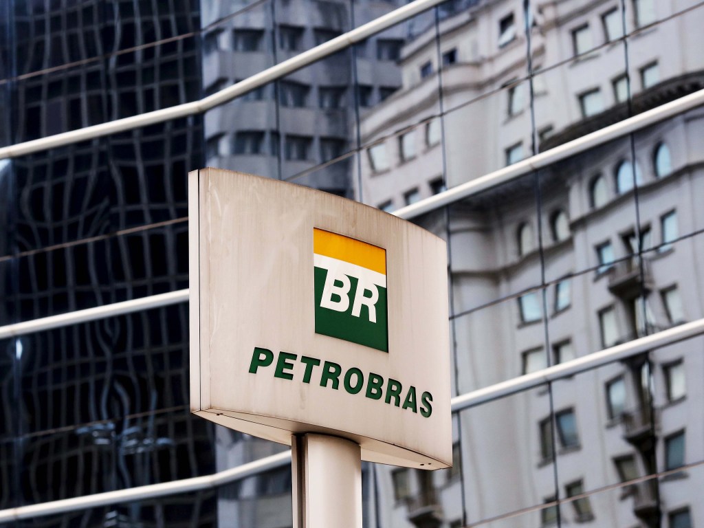 Petrobras reduziu em 37% o volume de investimentos previstos entre 2015 e 2019