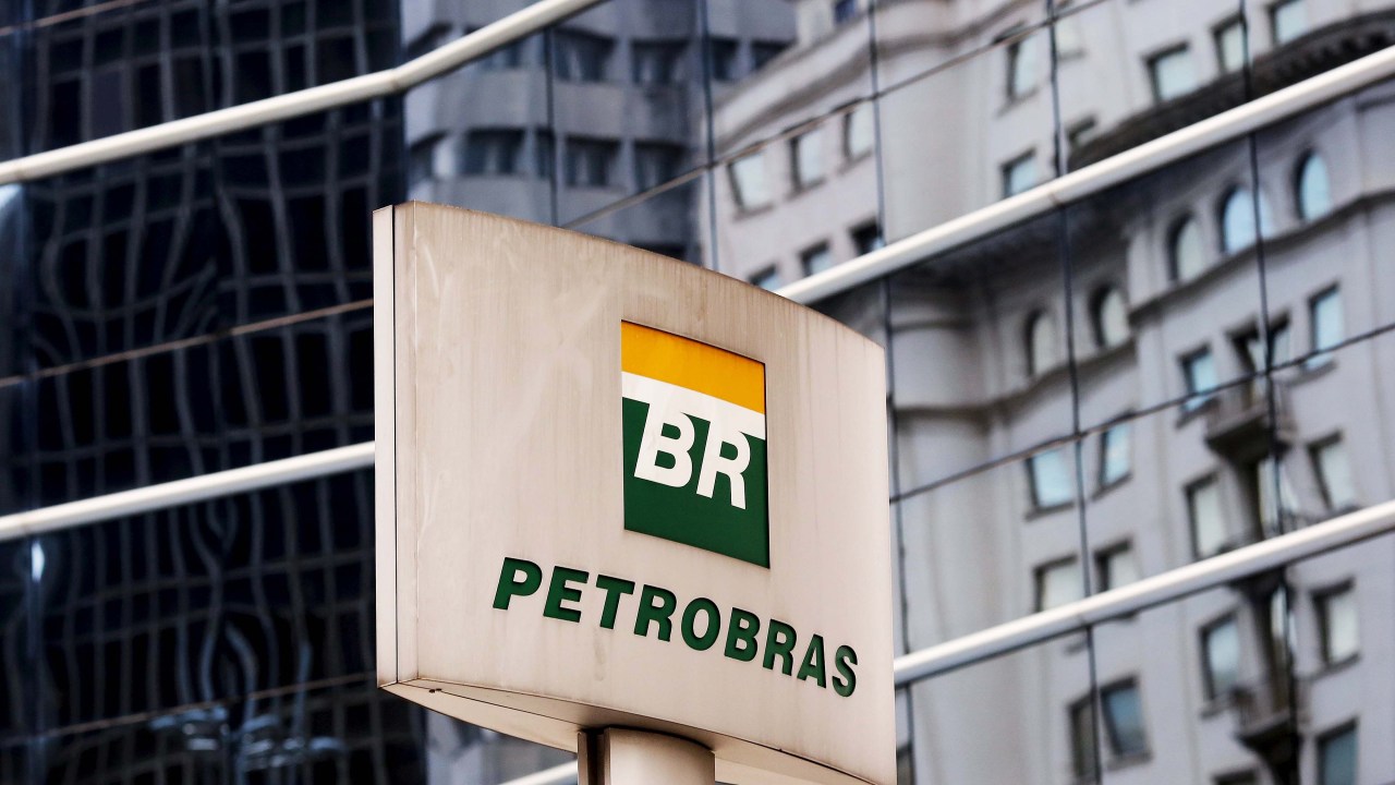 Petrobras reduziu em 37% o volume de investimentos previstos entre 2015 e 2019