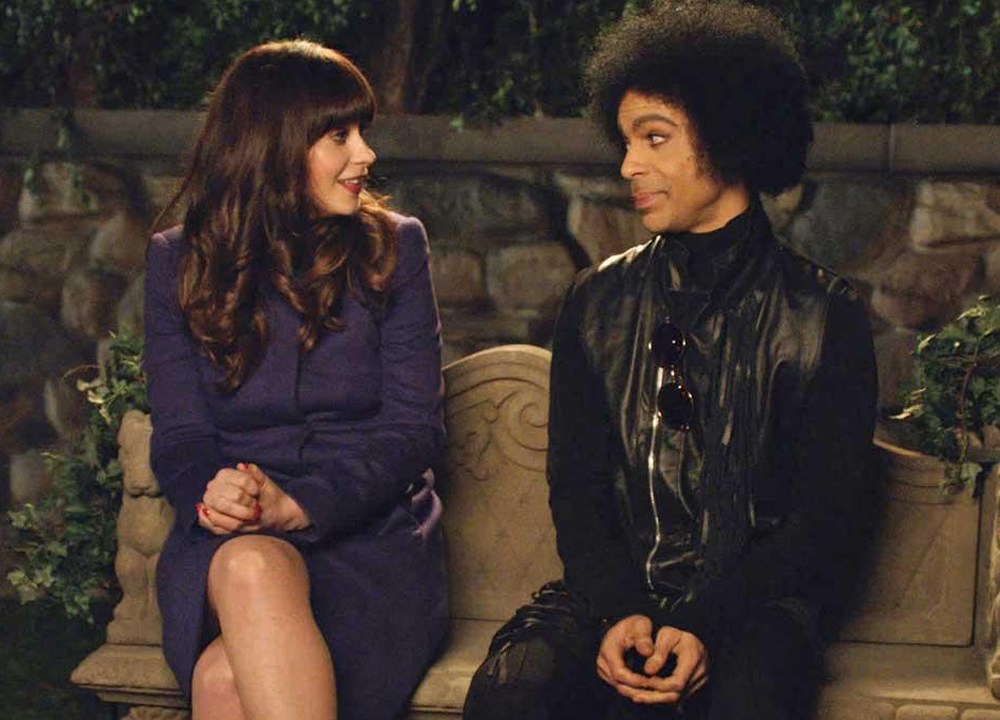 Zooey Deschanel e Prince durante episódio de 'New Girl'