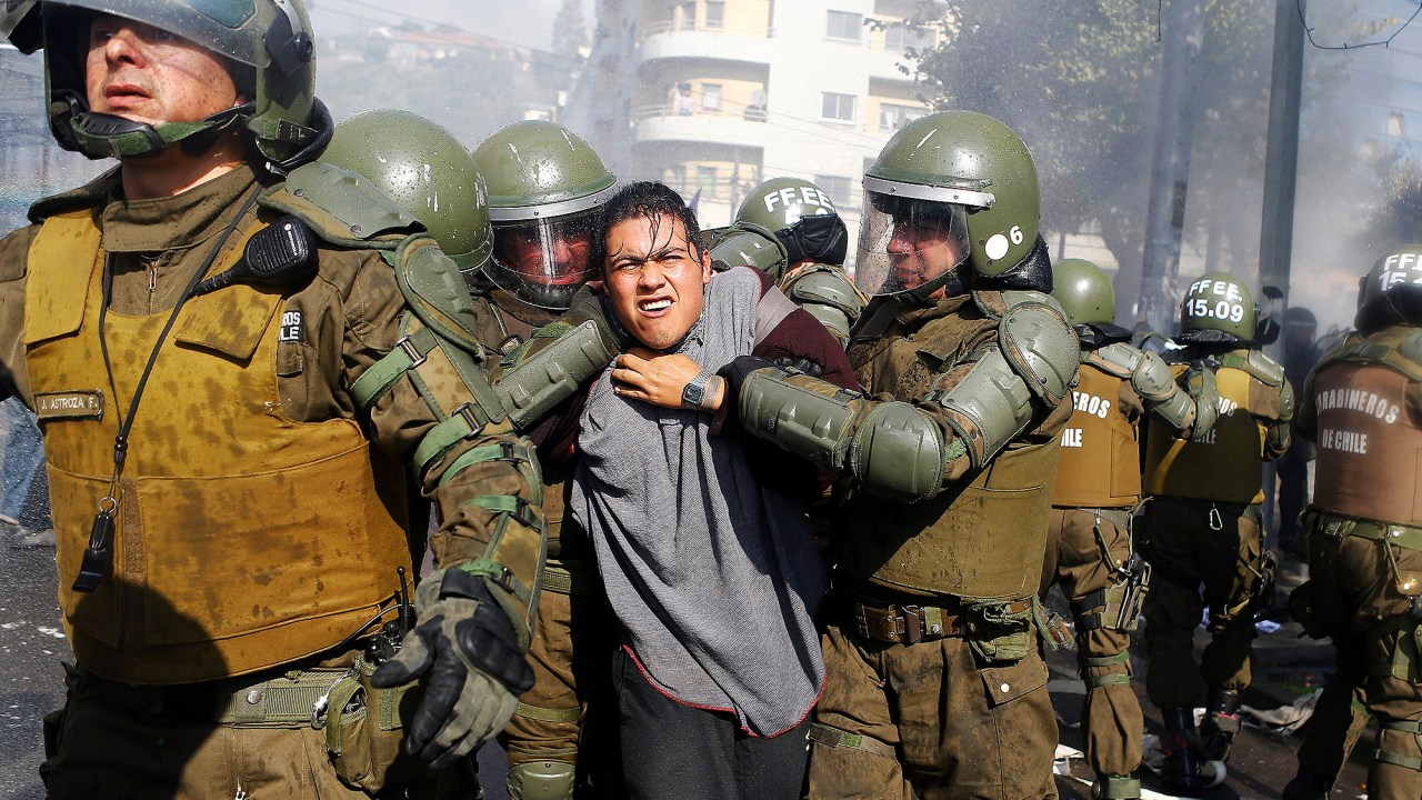 Protestos violentos no Chile
