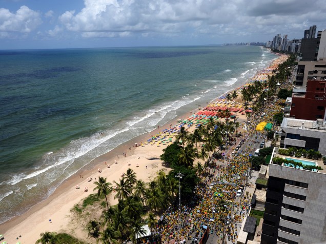 Ato contra o governo de Dilma Rousseff (PT) na Avenida Boa Viagem, em Recife