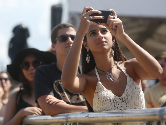 Público durante o primeiro dia do Festival Lollapalooza, no Autódromo de Interlagos