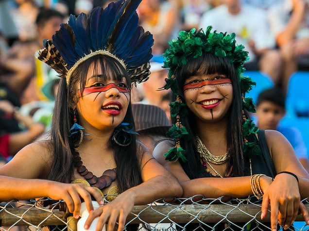 Público assiste aos Jogos Mundiais dos Povos Indígenas, em Palmas, Tocantins