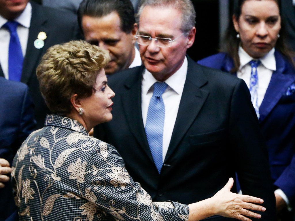 Dilma Rousseff e Renan Calheiros: posição do PMDB pode selar o fim do governo do PT