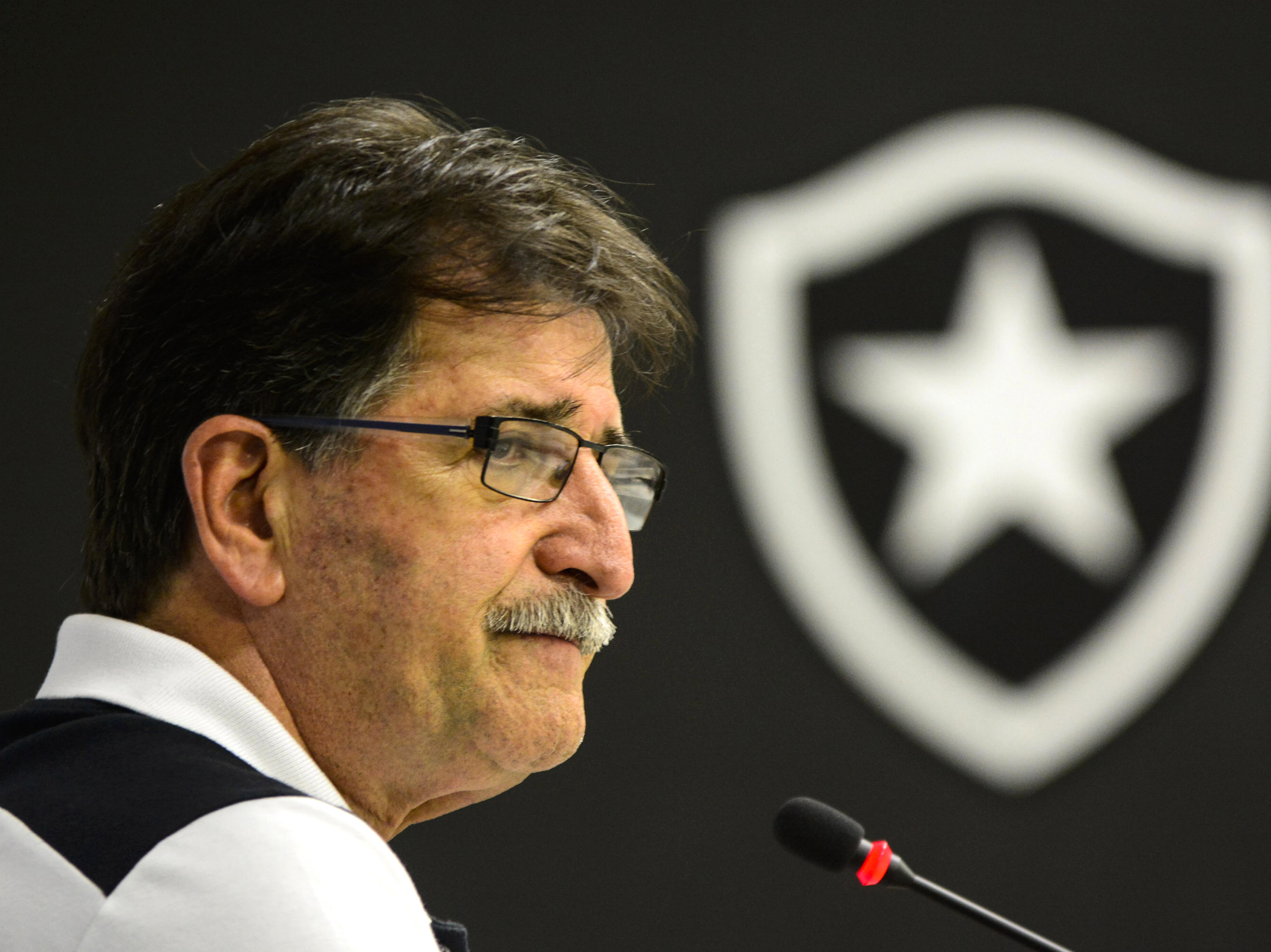 René Simões, demitido do Botafogo