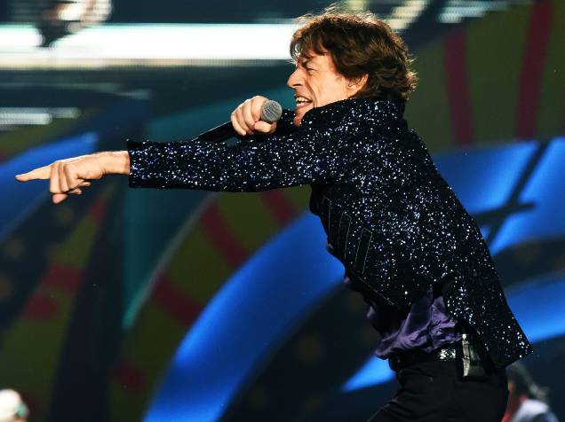 O vocalista Mick Jagger da banda inglesa Rolling Stones se apresenta, no estádio do Beira Rio, em Porto Alegre com a turnê "Olé", na noite desta quarta-feira (02)