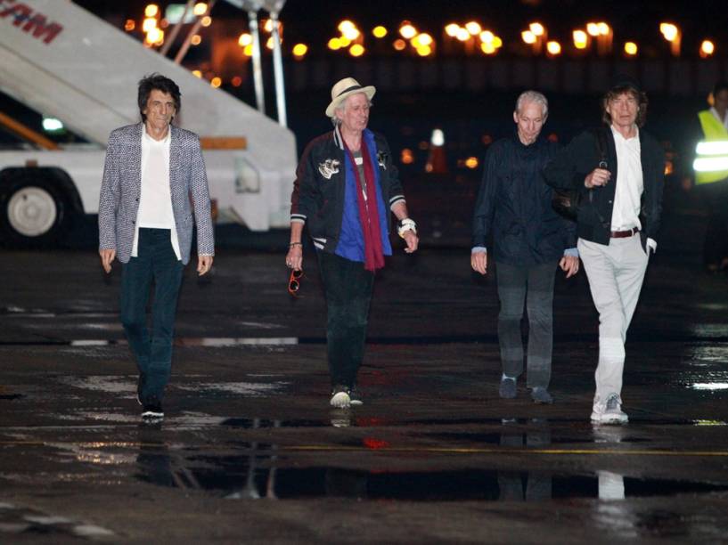 Rolling Stones desembarcam no Brasil na Base Aérea do Galeão, no Rio de Janeiro