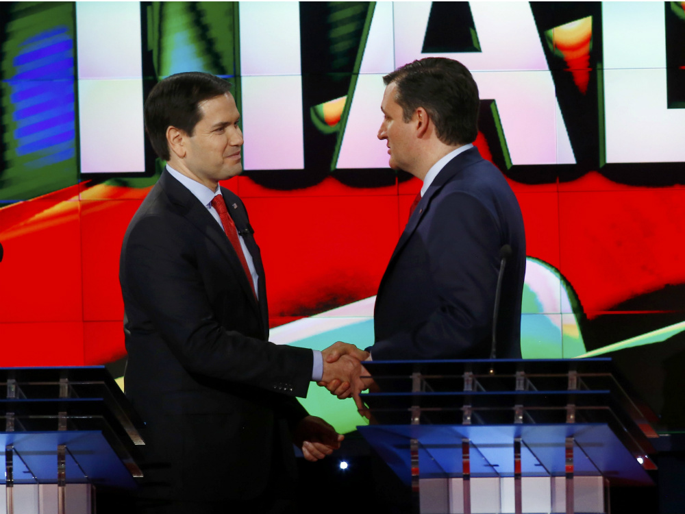 Os senadores e pré-candidatos Marco Rubio e Ted Cruz durante o debate republicano