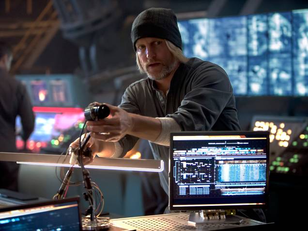 Haymitch Abernathy, personagem interpretado por Woody Harrelson, em Jogos Vorazes: A Esperança - Parte I