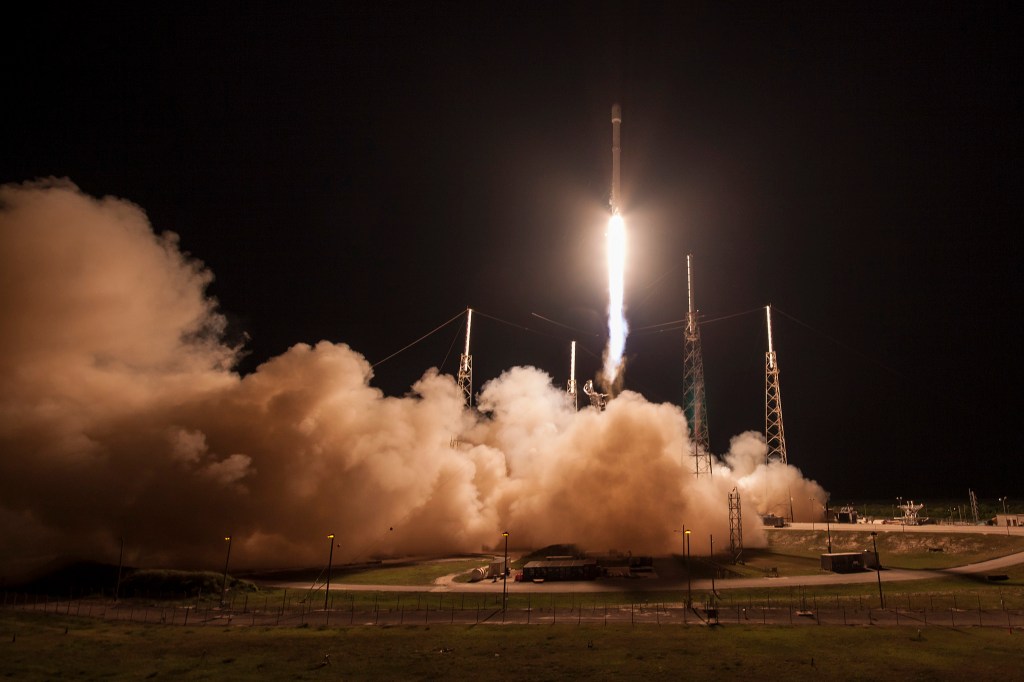 Lançamento do foguete Falcon, da SpaceX, nesta sexta-feira