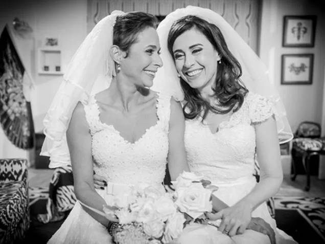 Fátima (Fernanda Torres) e Sueli (Andréa Beltrão), da série Tapas & Beijos Fátima (Fernanda Torres) e Sueli (Andréa Beltrão), da série Tapas & Beijos
