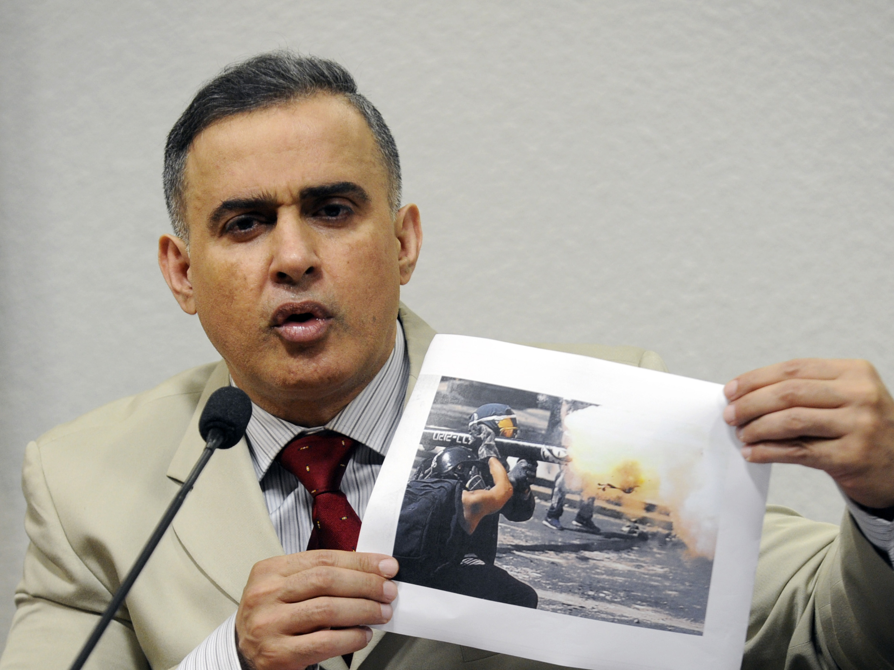 Comissão de Direitos Humanos e Legislação Participativa do Senado realiza audiência pública com Tarek William Saab, Defensor do Povo da Venezuela - 07/05/2015