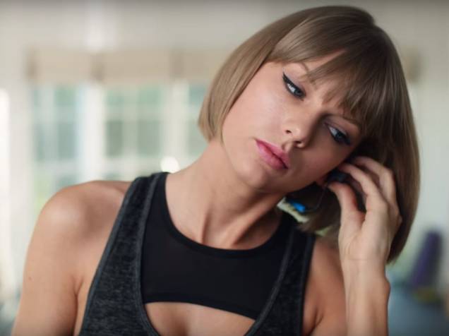 Taylor Swift em comercial do serviço de streaming Apple Music