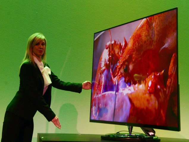 TV de tela fina e altíssima resolução da Sharp é apresentada na CES 2015