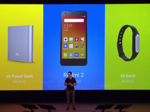 Hugo Barra, vice-presidente da Xiaomi, subiu ao palco do evento em São Paulo para apresentar os produtos que serão vendidos no Brasil