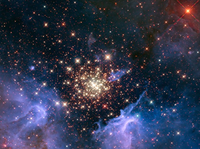 <p>O aglomerado de estrelas NGC 3603 possuiu algumas das estrelas mais massivas já conhecidas</p>