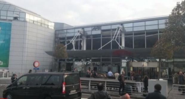 Terroristas atacam aeroporto de Bruxelas