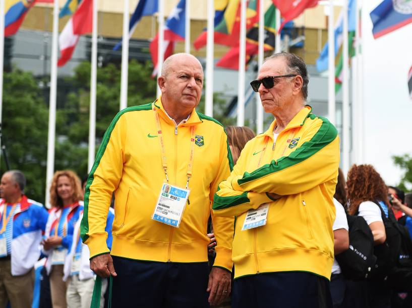 O chefe da delegação brasileira Bernard Rajzman e o presidente do COB Carlos Arthur Nuzman - 08/07/2015
