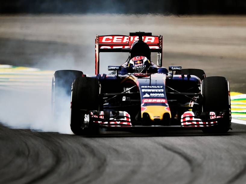 Max Verstappen, da Toro Rosso, durante os treinos livres para o GP do Brasil de F-1 em Interlagos