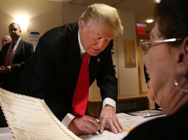 Donald Trump vota para as primárias em seu estado natal, Nova York - 19/04/2016
