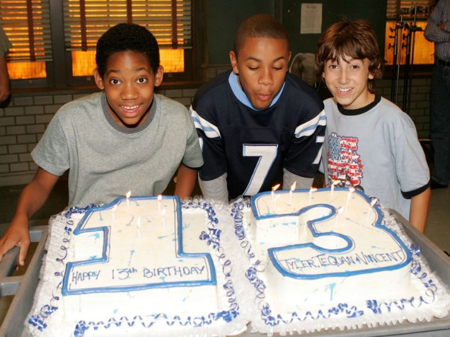 Atores de Todo Mundo Odeia o Chris, Tyler James Williams, Tequan Richmond e Vincent Martella, celebraram juntos e no set os seus 13 anos de idade, em outubro de 2005