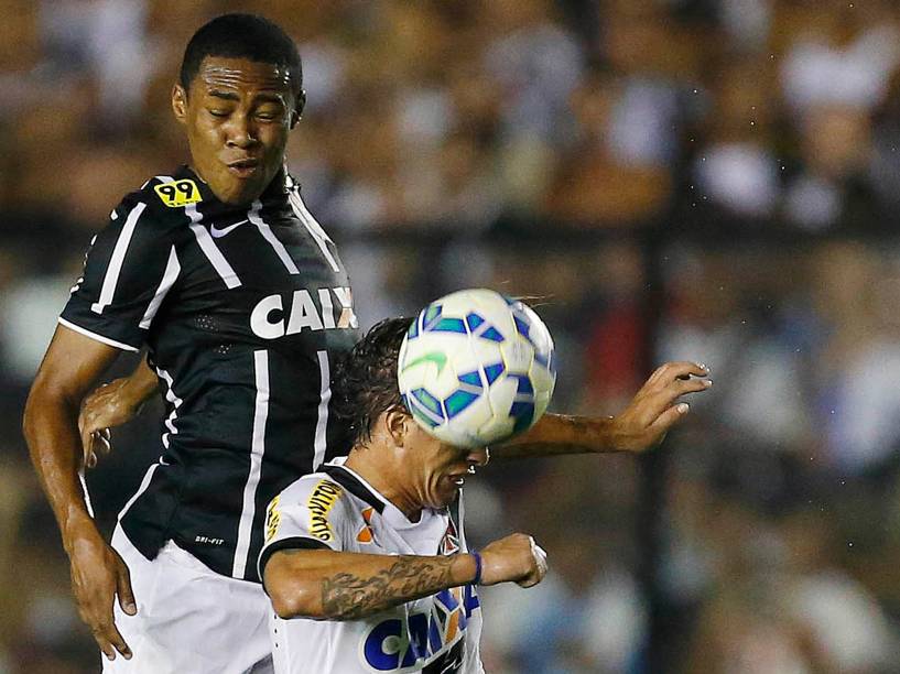 Partida entre Vasco e Corinthians, válida pela 35ª rodada do Campeonato Brasileiro 2015, no estádio de São Januário, no Rio de Janeiro, nesta quinta-feira (19)