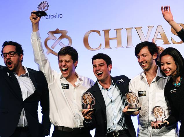 Vencedores do Prêmio Jovens Inspiradores 2014: André Barrence, Alexandre Schmidt de Amorim, Izabela Correa, Lucas Lucchesi e Guilherme Finkelfarb Lichand