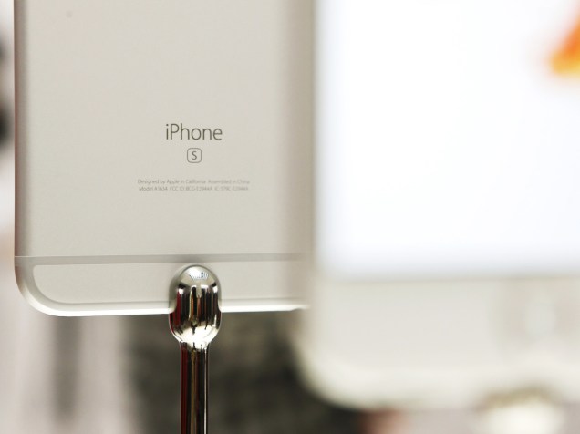 Novo iPhone 6s da Apple em exposição para o público após evento de lançamentos da companhia, em São Francisco, na Califórnia - 09/09/2015