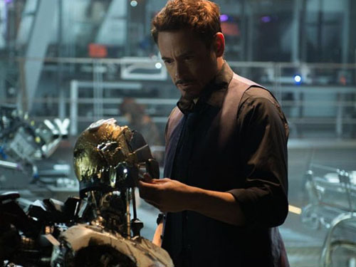 Tony Stark (Robert Downey Jr.), o Homem de Ferro, em cena do filme Os Vingadores: A Era de Ultron
