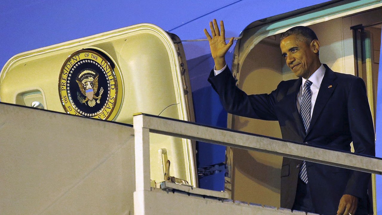 O presidente americano Back Obama desembarcou na madrugada desta quarta-feira (23) no aeroporto de Ezeiza, em Buenos Aires
