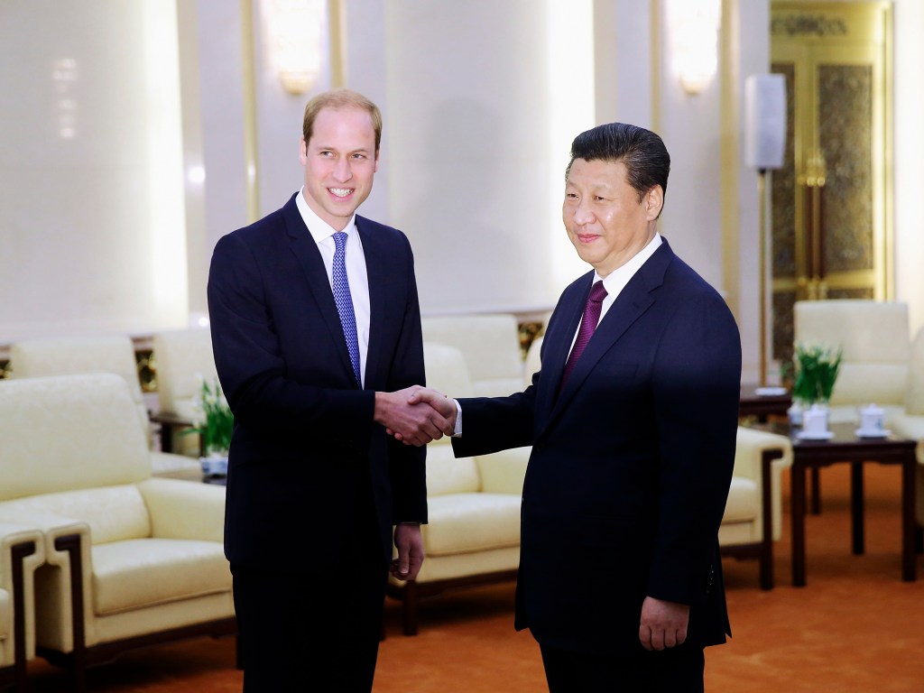 Príncipe William cumprimenta o presidente chinês, Xi Jinping
