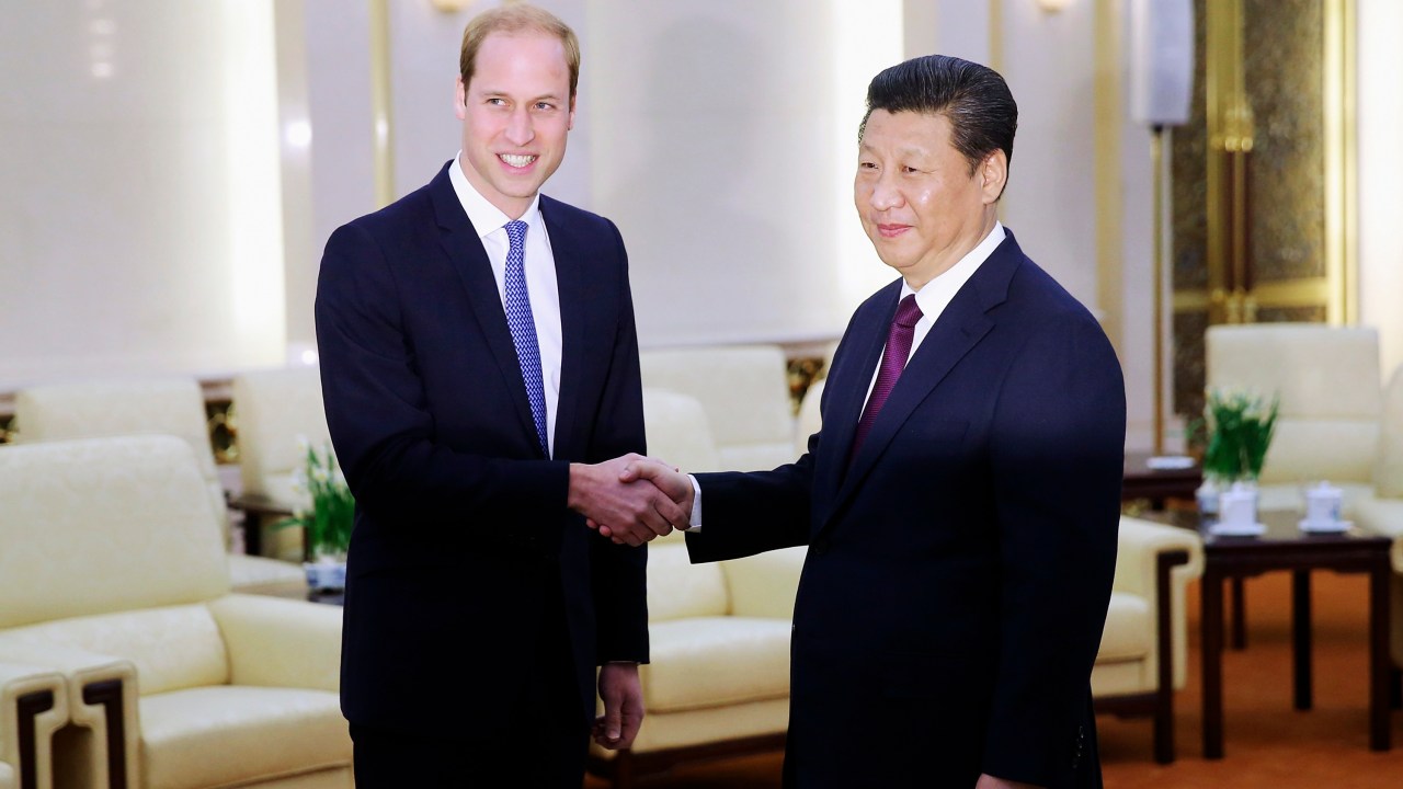 Príncipe William cumprimenta o presidente chinês, Xi Jinping
