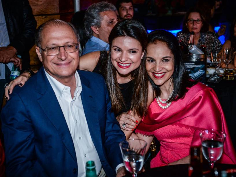 Geraldo Alckmin com a mulher, Lu Alckmin, e a filha, Sofia Alckmin