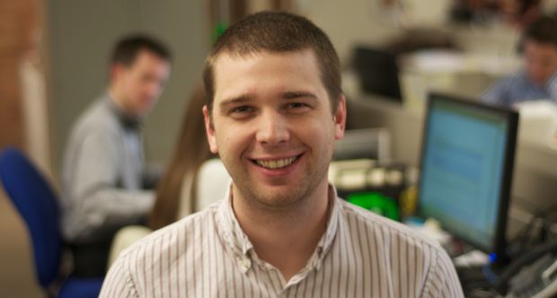 Andrew Mason, fundador do Groupon - e novo alvo de gigantes da web