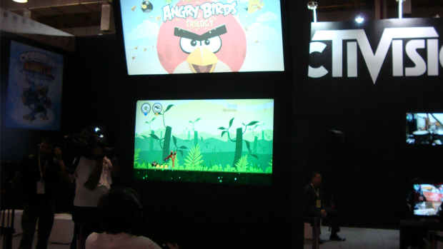 Angry Birds no estande da Activision