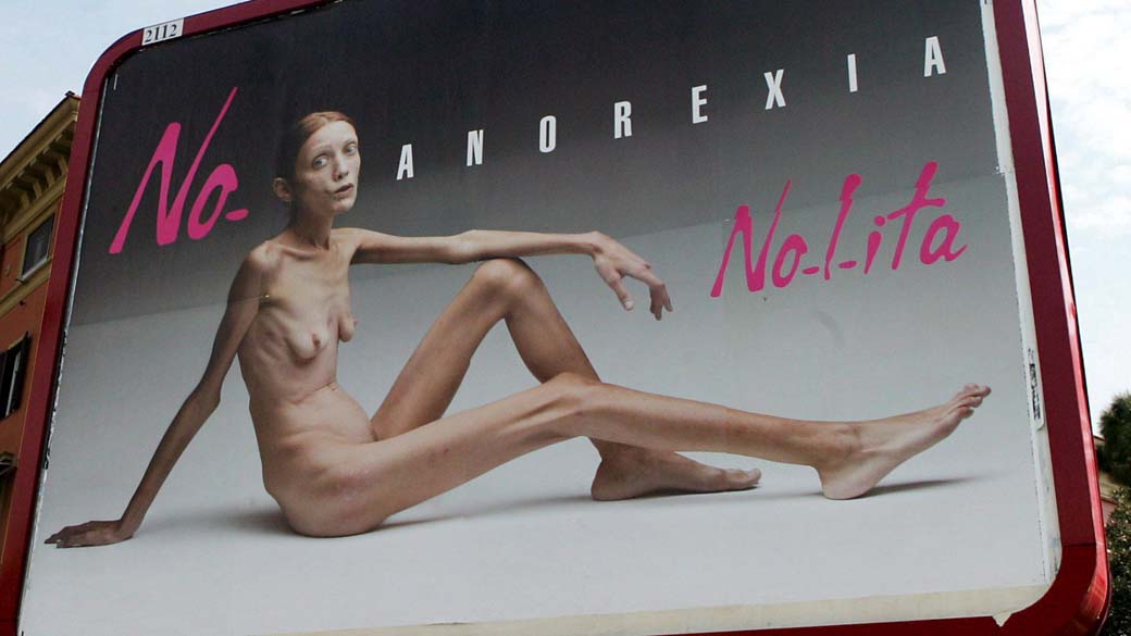 Campanha publicitária sobre anorexia com Isabelle Caro