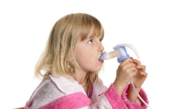 Asma: 55% das crianças asmáticas convivem com fumantes no domicílio