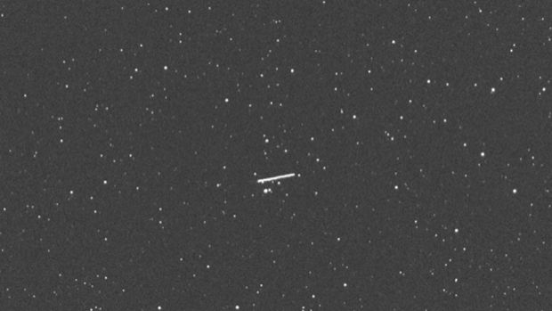 Imagens feitas por um observatório australiano mostram o deslocamento do asteroide 2012 DA14